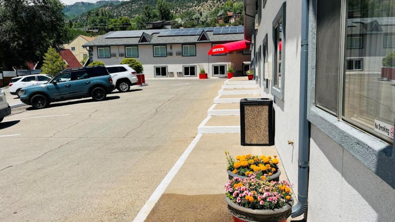 Adventure Inn - Glenwood Springs Exterior photo
